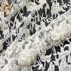 Largura bordada branca original da decoração 135cm 140cm das pérolas da tela do laço